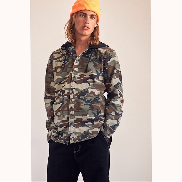 PacSun Other - PACSUN Hooded Camo Long Sleeve Button Up Shirt